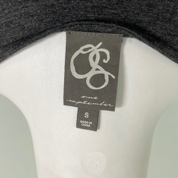 ANTHROPOLOGIE One September Gray Avant Tank Top - Picture 4 of 6